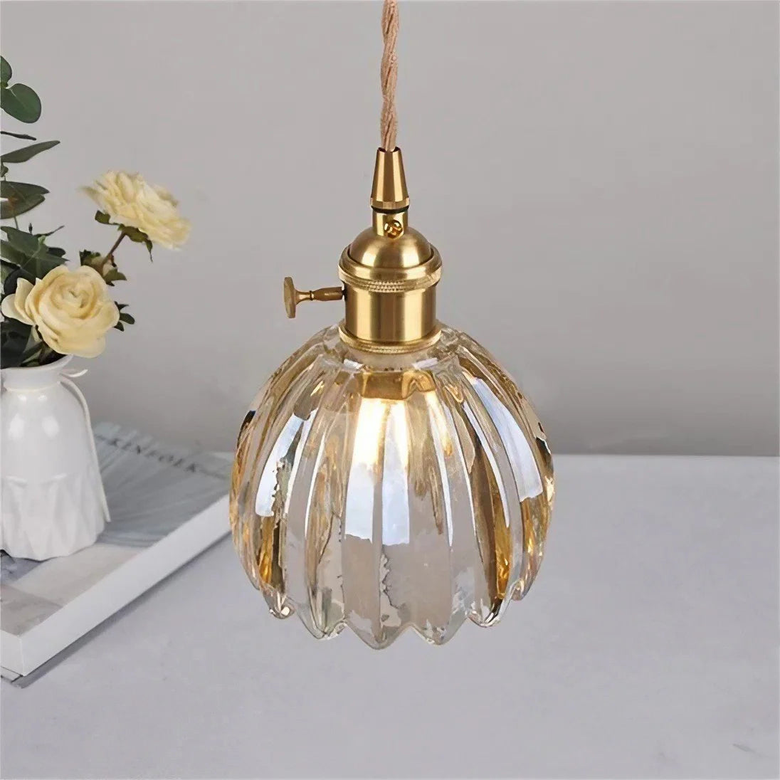 Plafonnier vintage salon nordique en verre