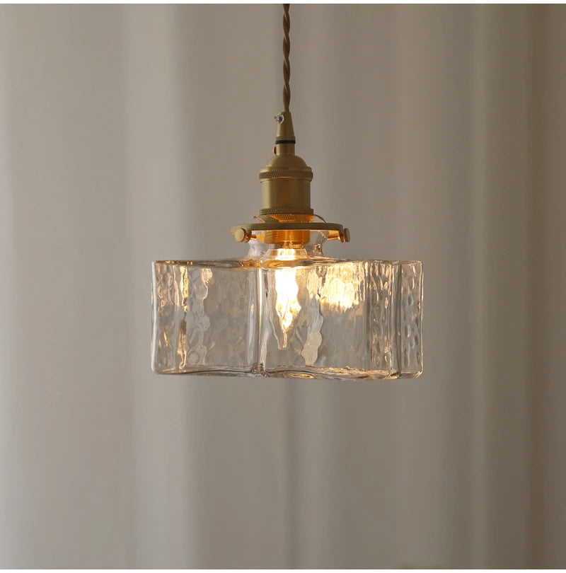Plafonnier en verre pour salon moderne