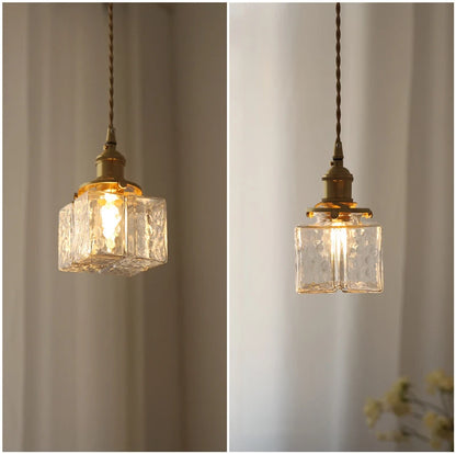 Plafonnier en verre pour salon moderne
