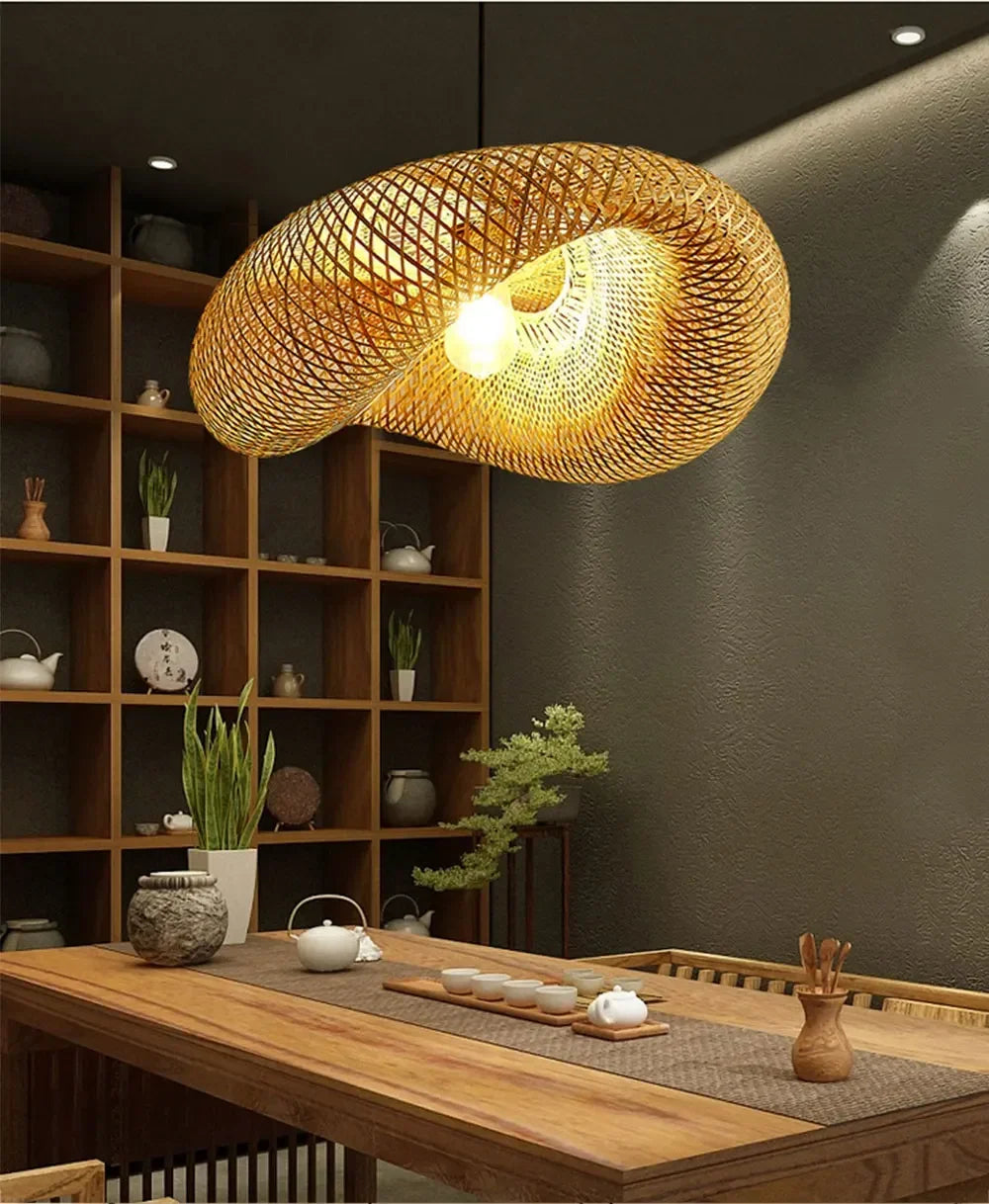 Plafonnier salon moderne en rotin