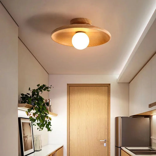 Plafonnier en bois pour couloir en forme d'assiette
