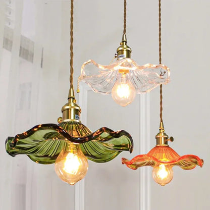 Plafonnier en verre salon vintage