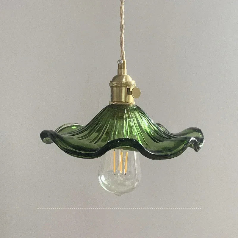 Plafonnier en verre salon vintage
