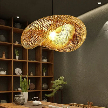 Plafonnier salon moderne en rotin